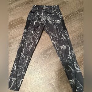 Black Marble Print Women's Leggings